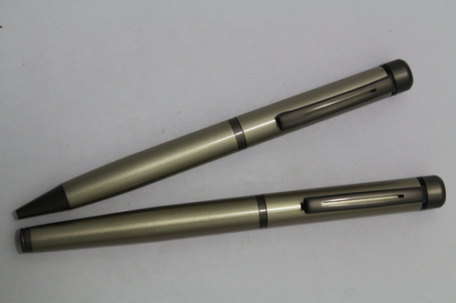 Pen & Pencils