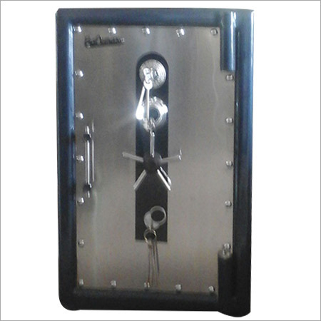 Single Door Steel Safe