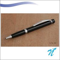 Metal pinstripe pen