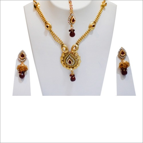 Antique Necklace Set
