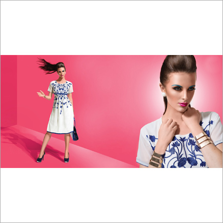 Women Embroidered Kurti