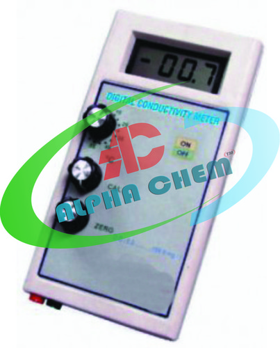 Portable digital Conductivity meter
