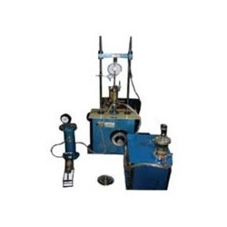 Triaxial Shear Test Apparatus (hand operated)