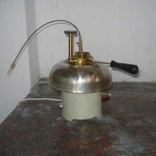 Pensky Marten Flash Point Apparatus