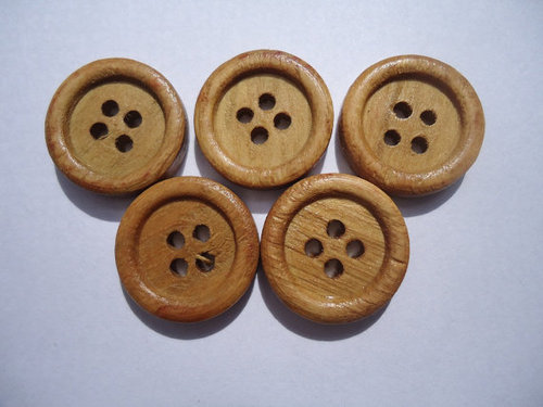 Wooden buttons