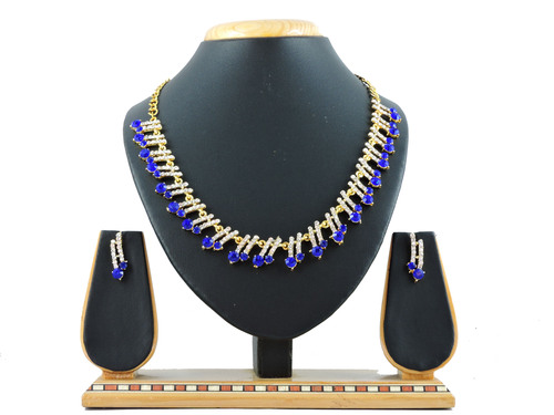 Stylish Blue Necklace
