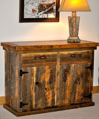 Side Board