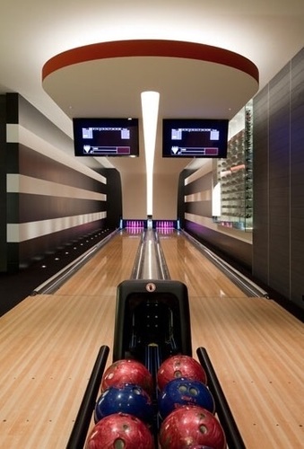 NEW Mini Bowling Alley