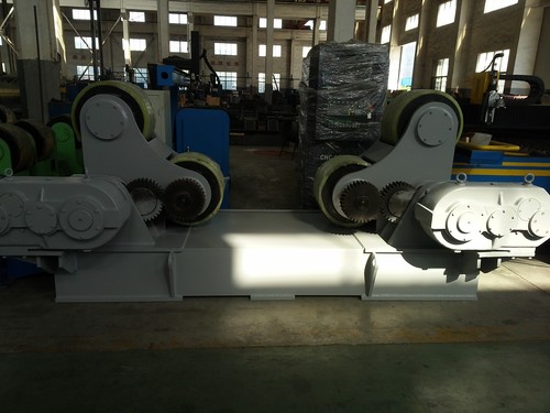 Self Aligning Welding Rotators