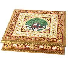 Metal Meenakari Gift Box Velvet Cloth
