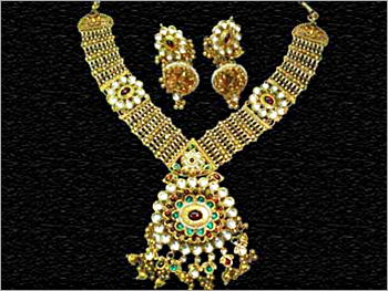Gold Necklace Set