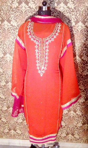 2015-10-03-21-22-21-374