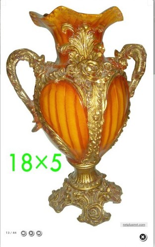 Flower Pots & Vases.