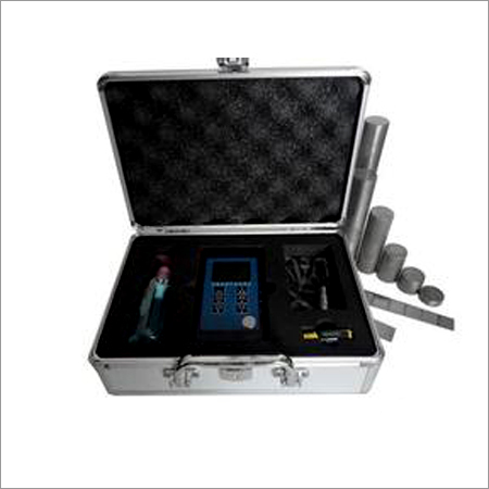 Universal Ultrasonic Thickness Instrument