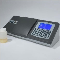 Colorimeter Pfxi-880/L