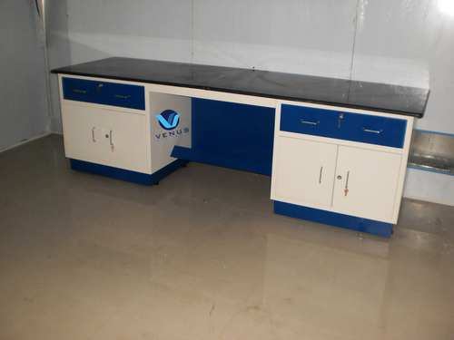 Iron Lab Instrument Table