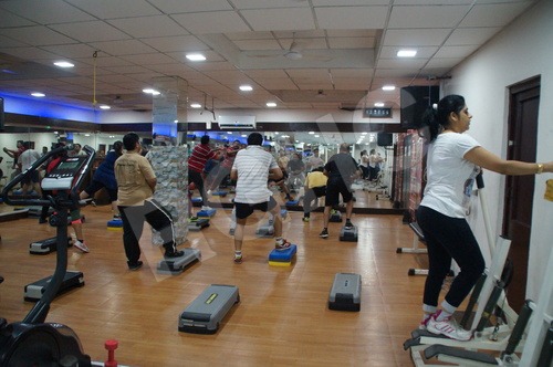 HAELTH CLUB FOR LADIES NEAR DMC HOSPITAL