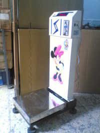 Measuring Coin Operated Scale
