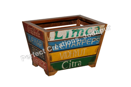 RECLAIMED WOOD BOX