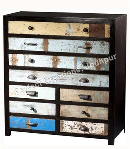 VINTAGE INDUSTIAL DRAWER CHEST