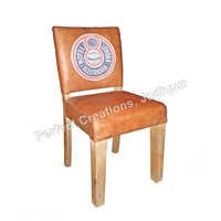 विंटेज इंडस्ट्रियल लेदर फर्निचर