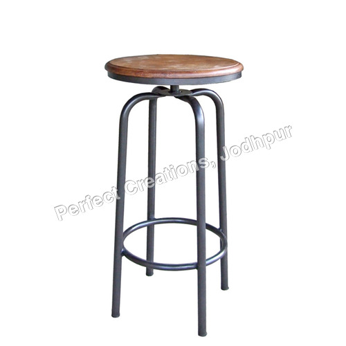 VINTAGE INDUSTRIAL STOOLS