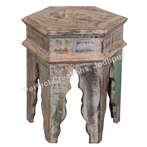 RECLAIMED OR RECYCLED WOOD FURNITURE