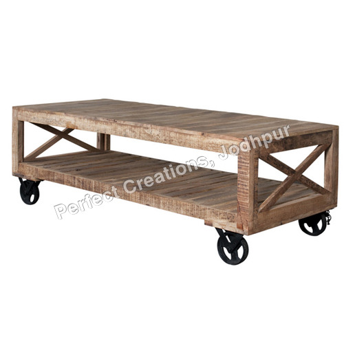 RECLAIMED OR RECYCLED WOOD FURNITURE