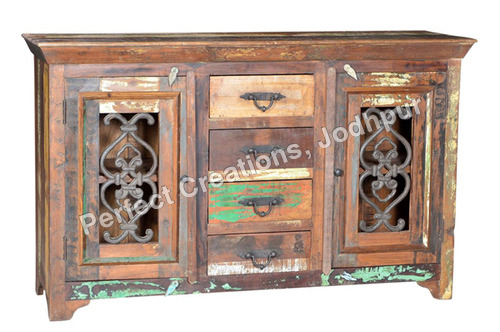 RECLAIMED OR RECYCLED WOOD FURNITURE