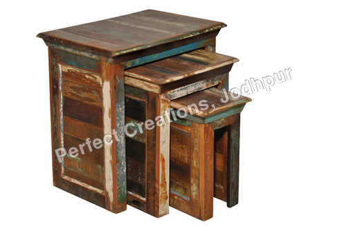 RECLAIMED OR RECYCLED WOOD FURNITURE