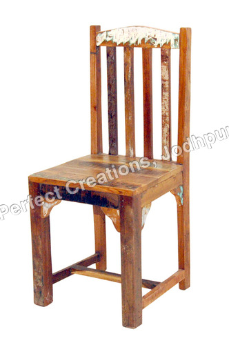 RECLAIMED OR RECYCLED WOOD FURNITURE