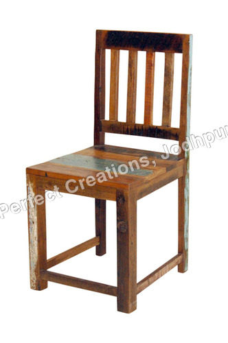 RECLAIMED OR RECYCLED WOOD FURNITURE
