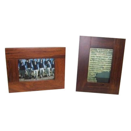 Wooden Picture Frame By BINNY EXPORTS
