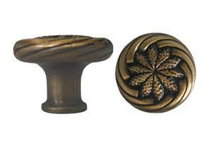 Antique brass knob accessoeries