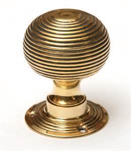 LINER KNOB - Brass, 50mm Diameter, 60mm Height, Polished Finish | Reeded Style, Lightweight, Durable, Elegant Look