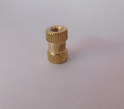 Round Brass Straight Knurling Insert