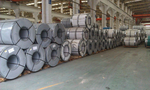 Stainless Steel 304L Coil - Hot Rolled, High Strength Seamless Finish with Uniform Thickness, Ductile and Weather Resistant