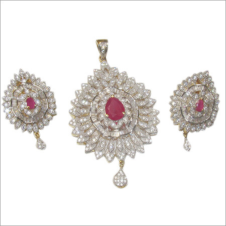Zircon Studded Pendant Set