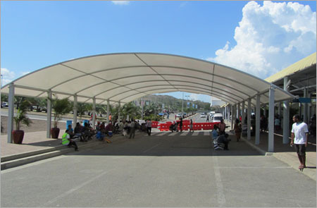 Tensile structure