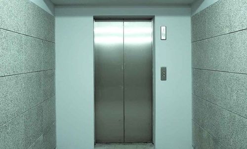 Hospital Lift