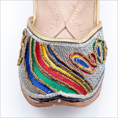 Beaded Punjabi Jutti