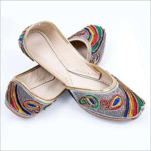 Women Fancy Leather Punjabi Jutti