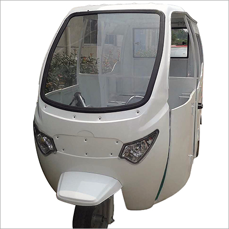 Solar Cum Battery E Rickshaw