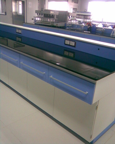 Institutional Lab Furniture
