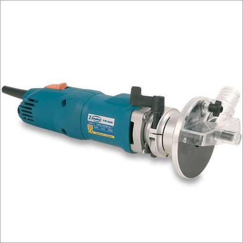 Radius trimmer