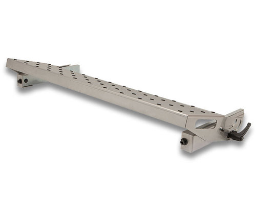Tilting table for edgebanders