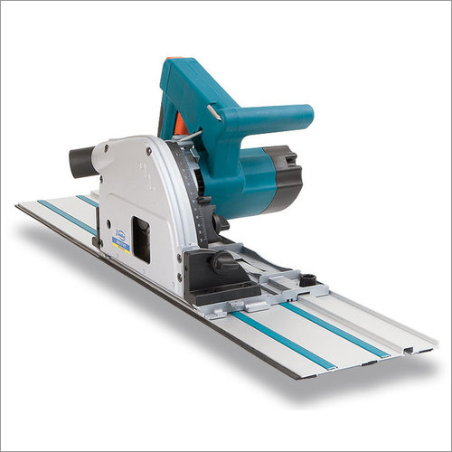 Plunge-Cut Saw