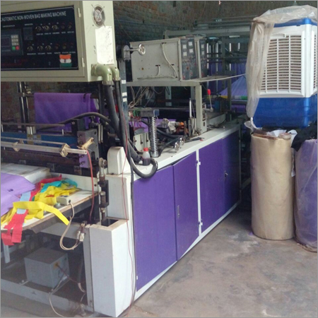 Manufacturing Printed D Cut Carry Bags