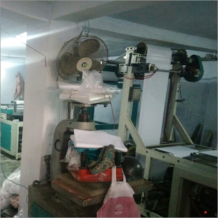 Manufacturing Printed D Cut Carry Bags