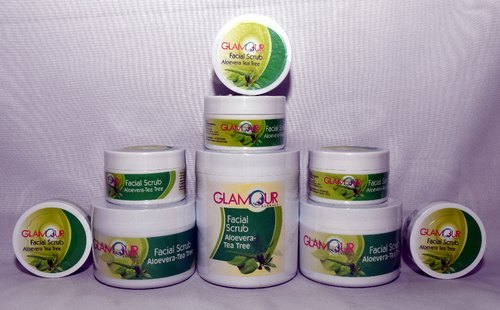 Glamour Aloevera- Tea Tree Scrub Ingredients: Herbal